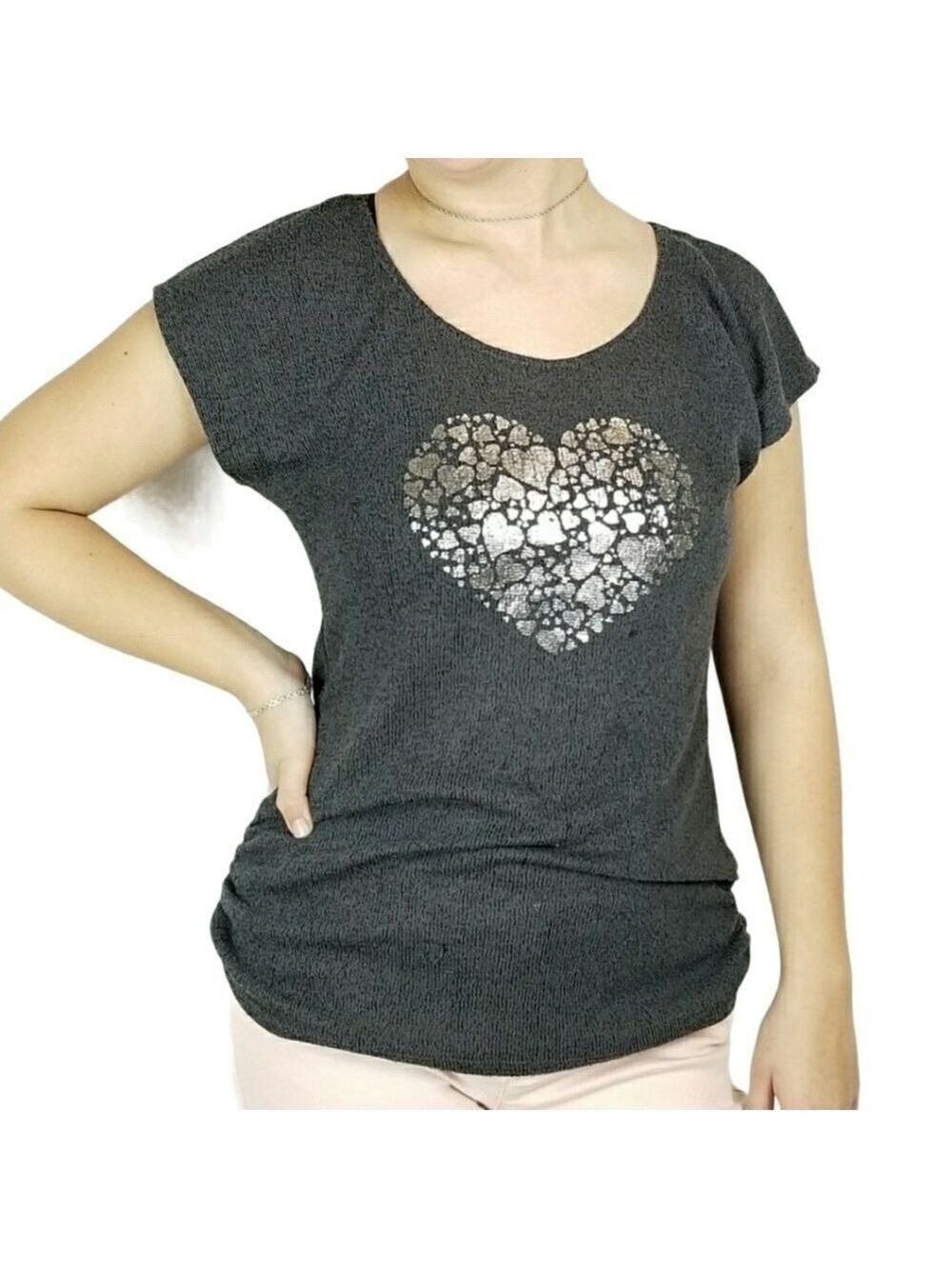 Graphic XL silver heart knit short sleeve sweater